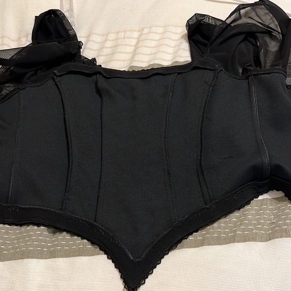 Joseph Ribkoff basque style top - Picture 4 of 4